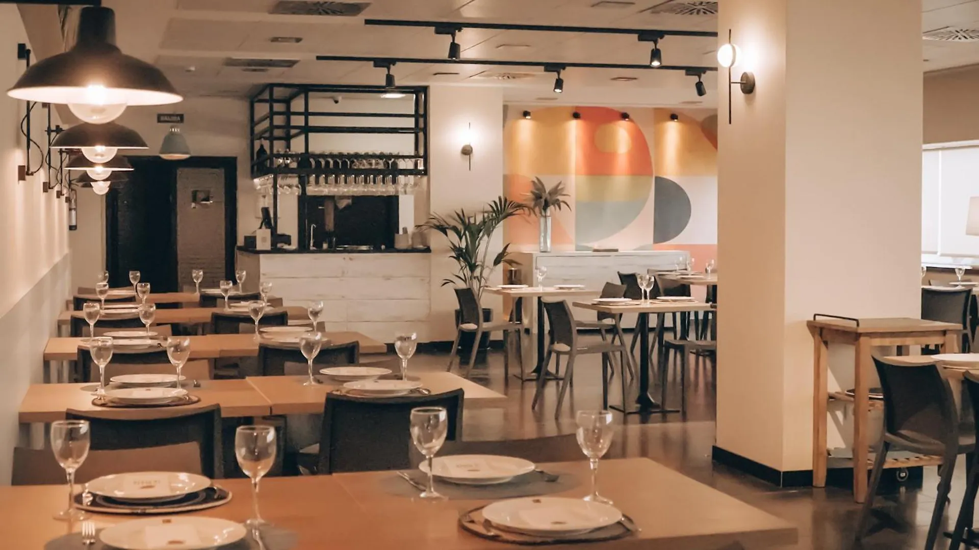 Hotel Vertice Sevilla Aljarafe Bormujos